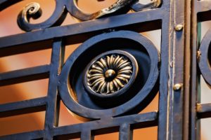 4 Reasons to Choose an Iron Door for Your Home